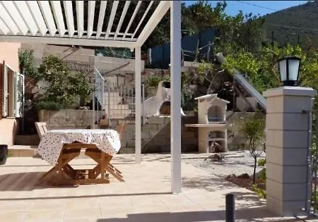 Apartment Villa Esperance